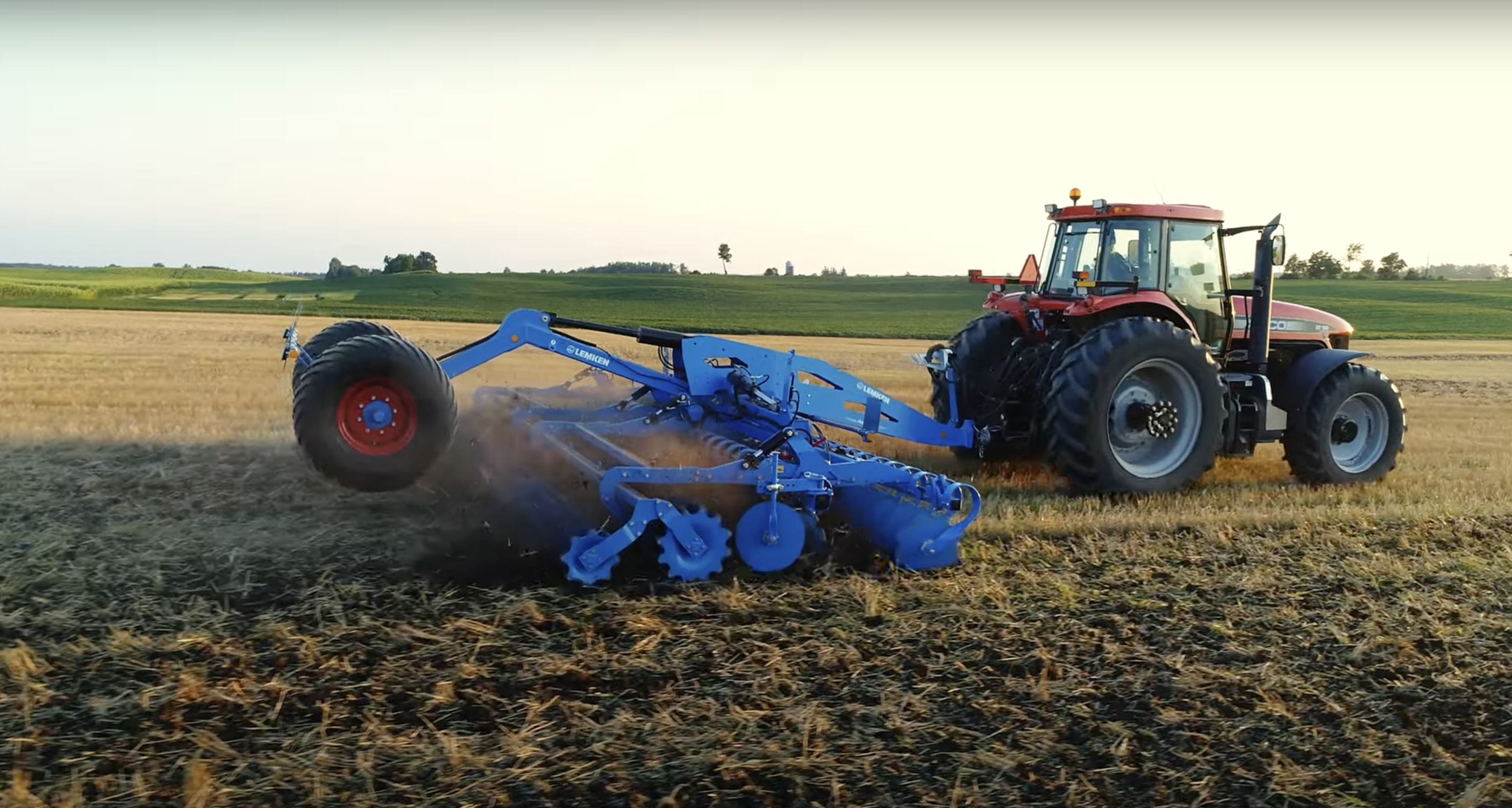 Cultivator Karat 9 - Working width from 3 m to 7 m